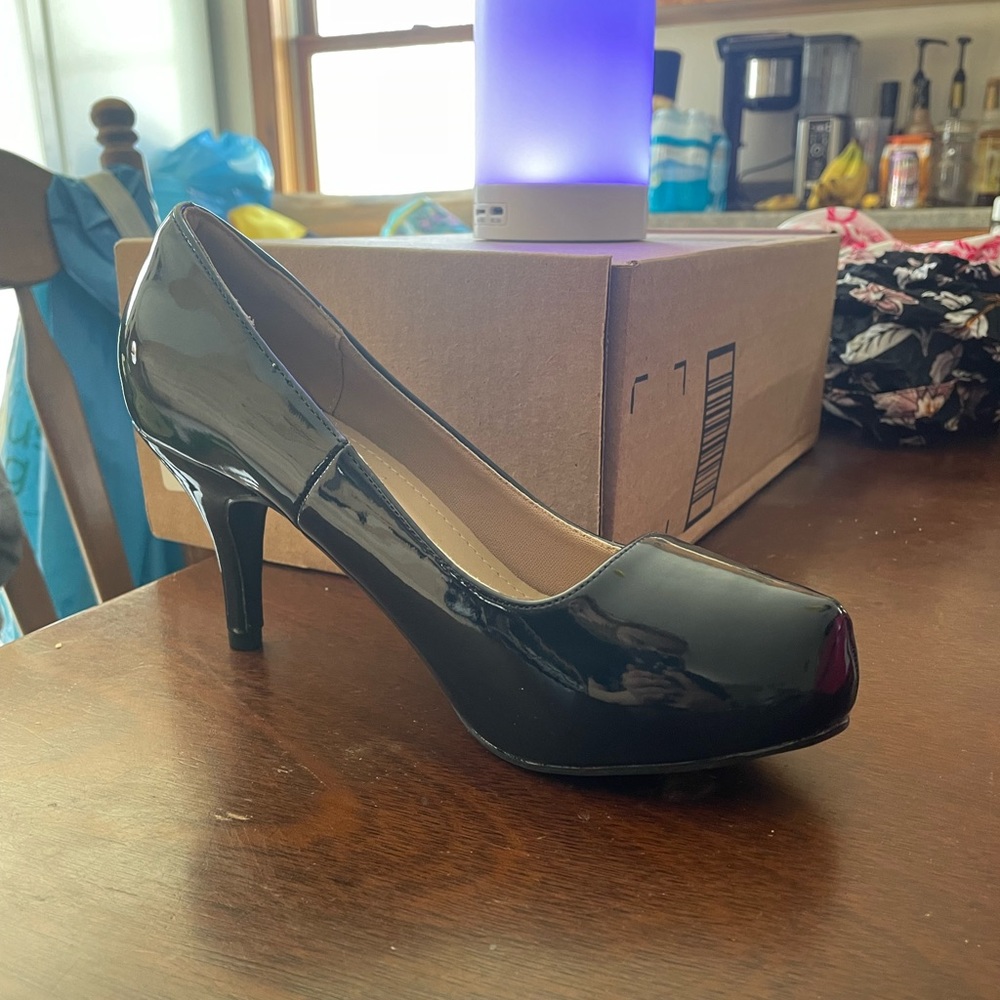Dream Pairs Heels